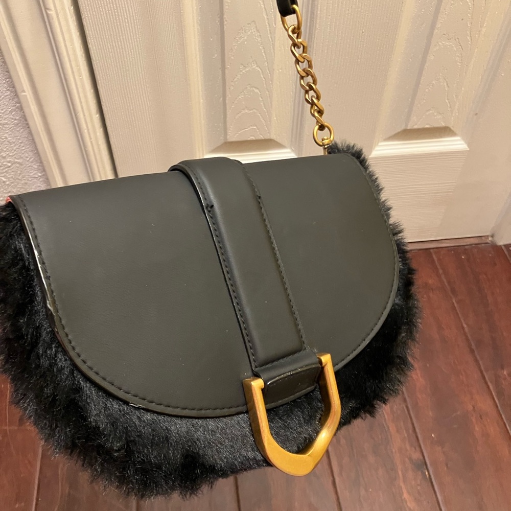 SCOOP-black faux fur crossbody bag NWT